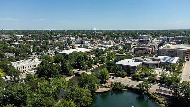 Image of an aerial view of downtown Naperville